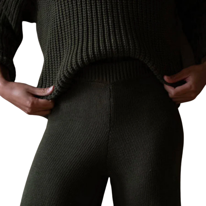 The Wide Leg Knit Trouser - Olive